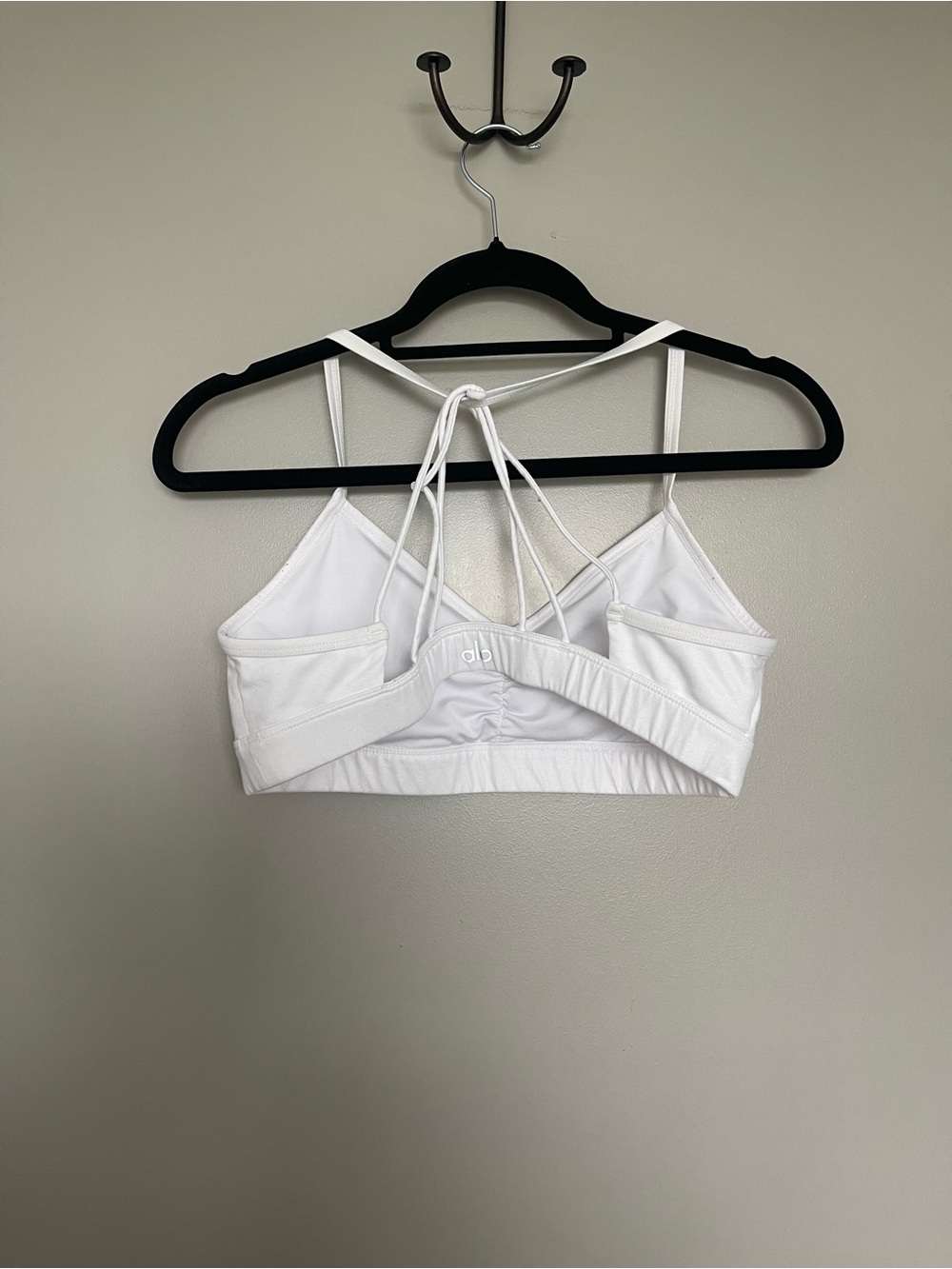 ALO Yoga White Strappy Sports Bra - Picture 4 of 6
